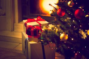 Faire des cadeaux à Noël, une tradition inoxydable